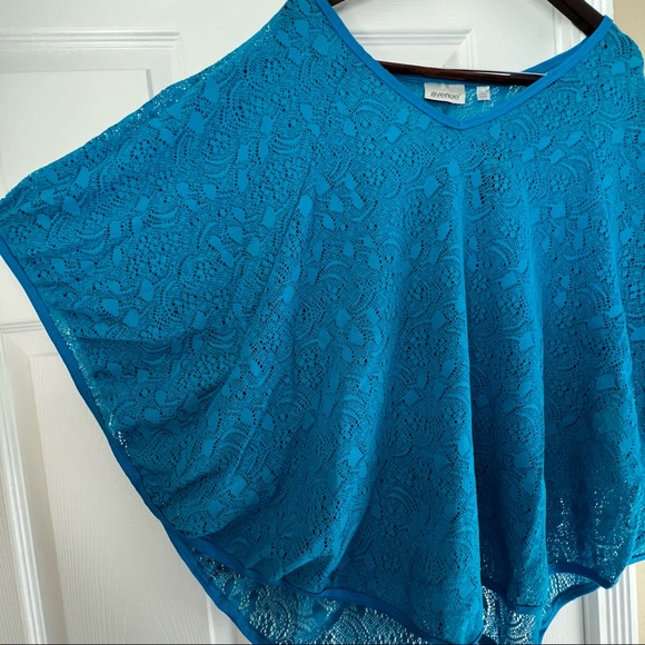Avenue Lace Poncho Style Swimsuit Top Cover Up -18/20 - Picture 2 of 7